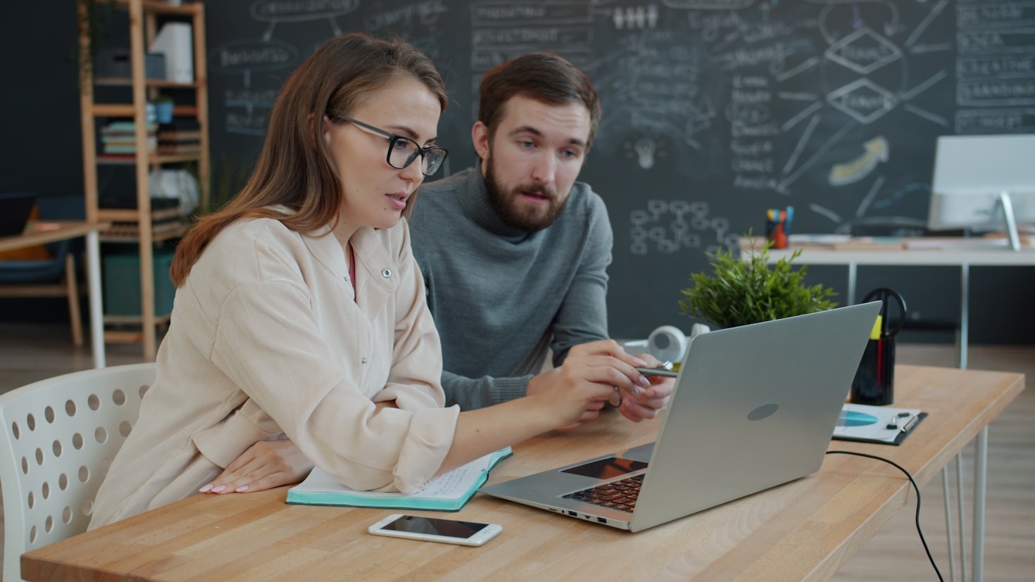 E-Commerce oder Freelancing: Welches Modell passt zu dir?